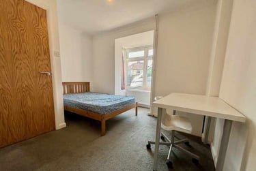 5 bed house, Earlham Green Lane, Clover Hill, Norwich, NR58RB - Image 6