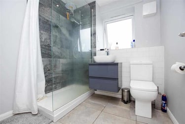 2 bed house, Elliott Road, Selly Park, Birmingham, B296GW - Image 5