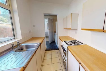 4 bed house, Lytton Road, Clarendon Park, Leicester, LE21WJ - Image 2