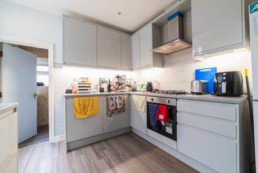 4 bed house, Cathays, Cardiff, CF244LG - Image 2