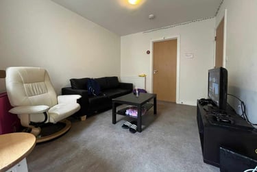 7 bed house, Cathays, Plasnewydd, Cardiff, CF244BN - Image 2