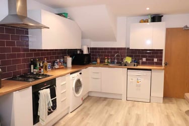 7 bed house, Cathays, Plasnewydd, Cardiff, CF244DL - Image 3