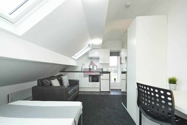 1 bed studio, Salford, Ellesmere Park, M300DX - Image 2