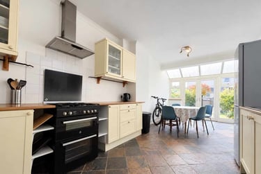 4 bed house, Cathays, Cardiff, CF244LH - Image 3