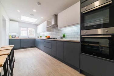 6 bed house, Splott, Cardiff, CF242DQ - Image 1