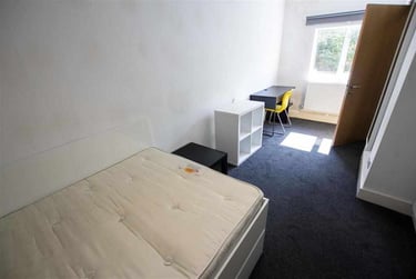 6 bed house, Harrow Road, Selly Park, Birmingham, B297DW - Image 3