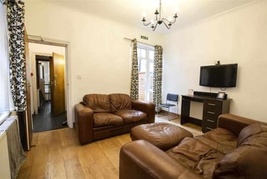 5 bed house, Warwards Lane, Stirchley, Birmingham, B297RA - Image 1