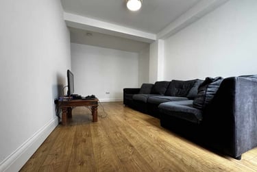6 bed house, Cathays, Cardiff, CF244EQ - Image 3