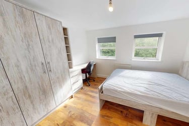 4 bed house, Blue Fox Close, City Centre, Leicester, LE30EE - Image 3