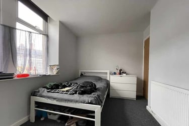 3 bed flat, Cathays, Cardiff, CF244JA - Image 5
