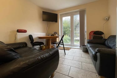 5 bed house, Cathays, Cardiff, CF244DE - Image 2