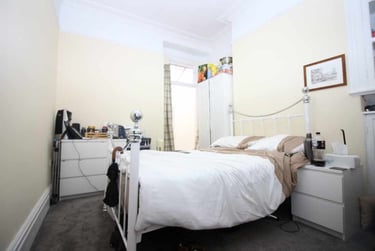 5 bed house, Cathays, Cardiff, CF244QY - Image 4