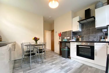 3 bed house, Cathays, Cardiff, CF244EU - Image 3