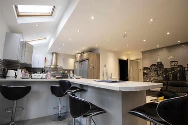 8 bed house, Harrow Road, Selly Park, Birmingham, B297DW - Image 3