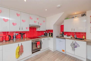 5 bed house, Exeter Road, Selly Park, Birmingham, B296EU - Image 2