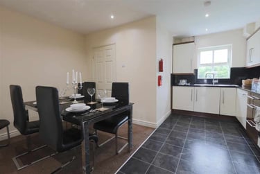 6 bed house, Wilkinson Street, Devonshire Green, Sheffield, S102GA - Image 2