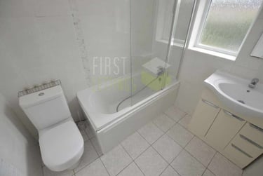 4 bed house, Gainsborough Road, Knighton, Leicester, LE23DH - Image 6