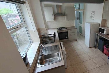 2 bed flat, 1, 20, Cathays, Cardiff, CF244QQ - Image 3