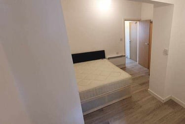 1 bed flat, 1, 95, Cathays, Cardiff, CF244HT - Image 2