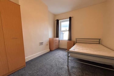 3 bed flat, Roath, Plasnewydd, Cardiff, CF243JS - Image 4