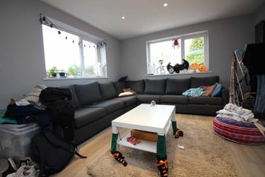 7 bed house, Cathays, Cardiff, CF244EQ - Image 1