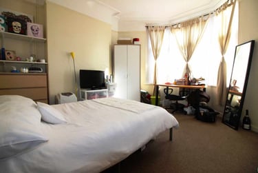 5 bed house, Cathays, Cardiff, CF244QB - Image 3