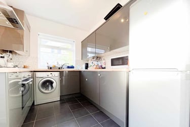 5 bed house, Cathays, Cardiff, CF244QR - Image 3