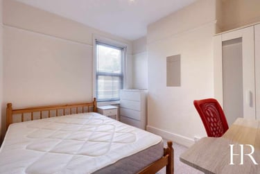 5 bed house, Bonhay Road, St David's, Exeter, EX44BL - Image 8