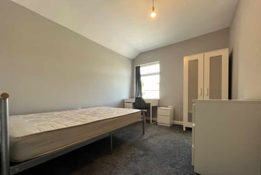 8 bed house, Cathays, Cardiff, CF244BX - Image 8