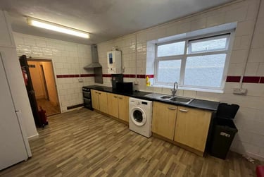 2 bed flat, Hanover Street, City Centre, Swansea, SA16BQ - Image 6