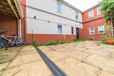1 bed flat, Roath, Plasnewydd, Cardiff, CF243EQ - Image 10