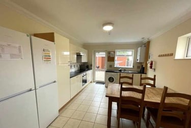 4 bed house, 3 Denbigh Road, City Centre, Norwich, NR23AA - Image 4