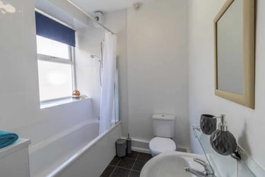1 bed house, Ecclesall Road, Sharrow, Sheffield, S118PE - Image 6