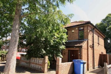 4 bed house, Irstead Road, Earlham, Norwich, NR58AR - Image 4