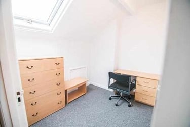 3 bed flat, Ecclesall Road, Sharrowvale, Sheffield, S118PG - Image 10