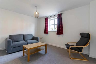 2 bed house, Heroes Drive, Selly Park, Birmingham, B296US - Image 2