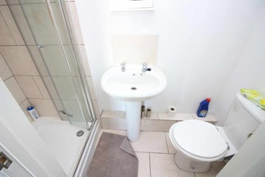 6 bed house, Cathays, Cardiff, CF244QQ - Image 10
