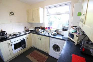 4 bed house, Cathays, Cardiff, CF244JW - Image 3