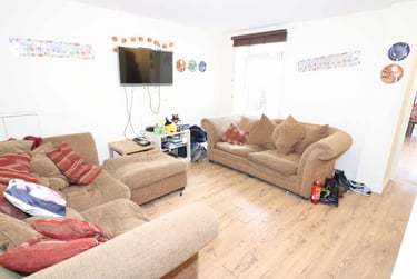 6 bed house, Cathays, Plasnewydd, Cardiff, CF244AL - Image 1