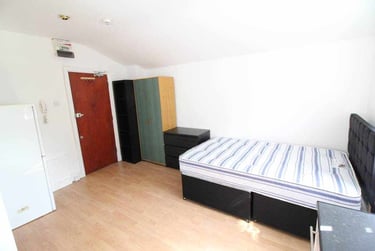 1 bed studio, 3, 95, Cathays, Cardiff, CF244HT - Image 3