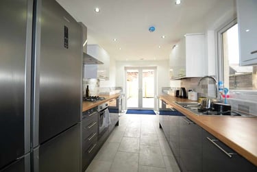 6 bed house, Cathays, Cardiff, CF244JF - Image 4