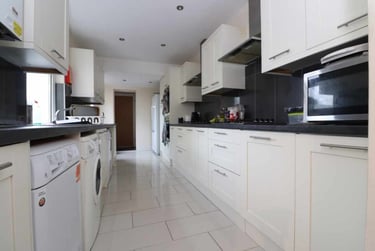 6 bed house, Cathays, Maindy, Cardiff, CF244LB - Image 2