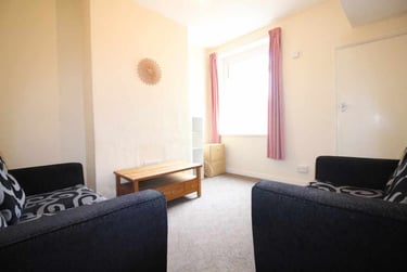 4 bed house, Cathays, Maindy, Cardiff, CF244LB - Image 2