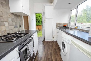 2 bed house, Tealby Grove, Selly Park, Birmingham, B297RJ - Image 4