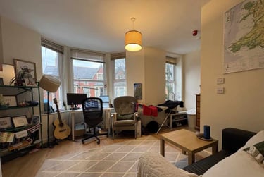 1 bed flat, Roath, Plasnewydd, Cardiff, CF243PT - Image 2