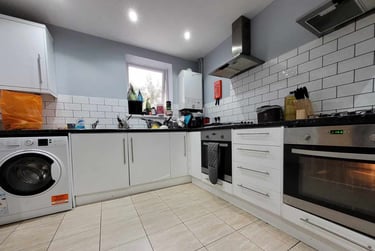 6 bed house, Roath, Plasnewydd, Cardiff, CF243JT - Image 2