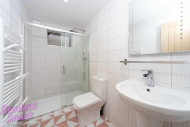 9 bed house, Moss Lane East Manchester, Rusholme, Manchester, M144PW - Image 7