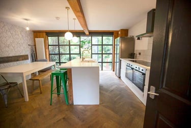 8 bed house, Alan Road, Withington, Manchester, M204WG - Image 1
