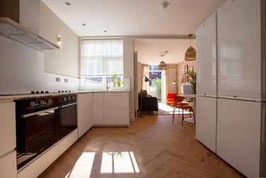 7 bed house, Haydn Avenue, Rusholme, Manchester, M144DL - Image 2