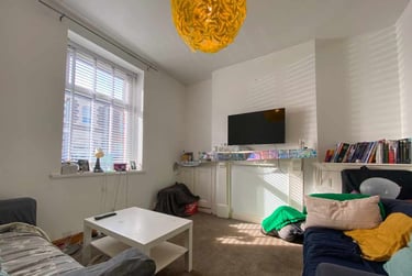 4 bed house, Cathays, Cardiff, CF244EY - Image 1